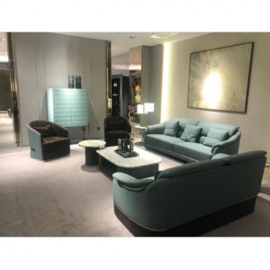 IMG2566 Sofa