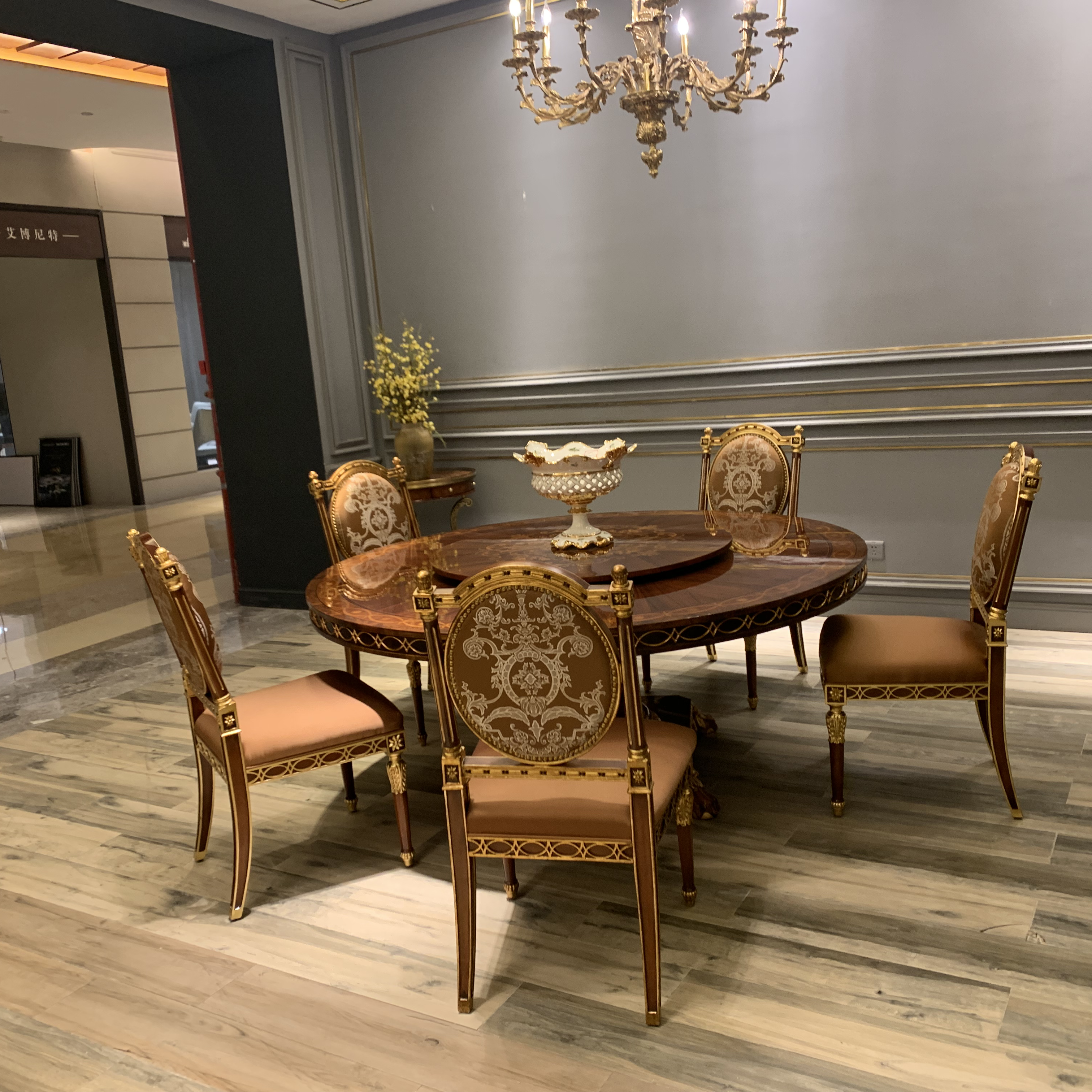 TLL2067 Tables&Chairs